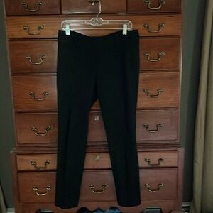 Ann Taylor black cropped pants